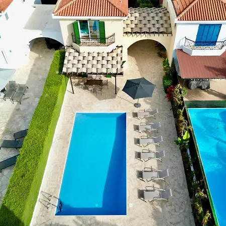 Lorena Πρωταράς